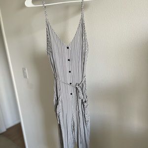 Wide leg jumper with tie waist